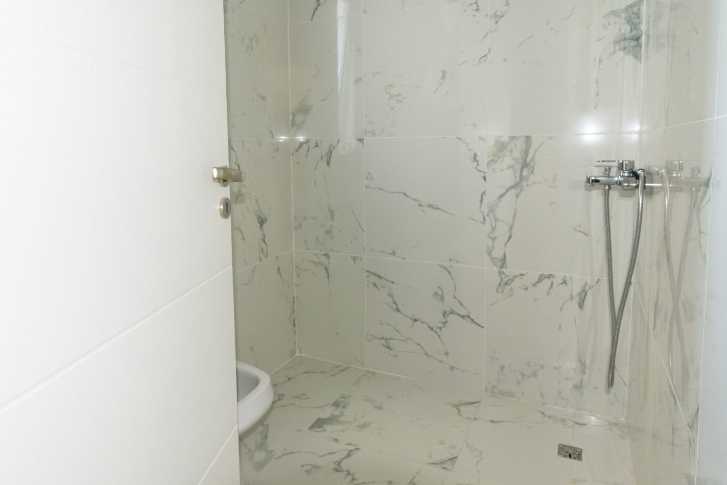 Dto en venta de dos dormitorios a estrenar, Edificio Tamesis, Sur 9, Ciudad de Santa Fe