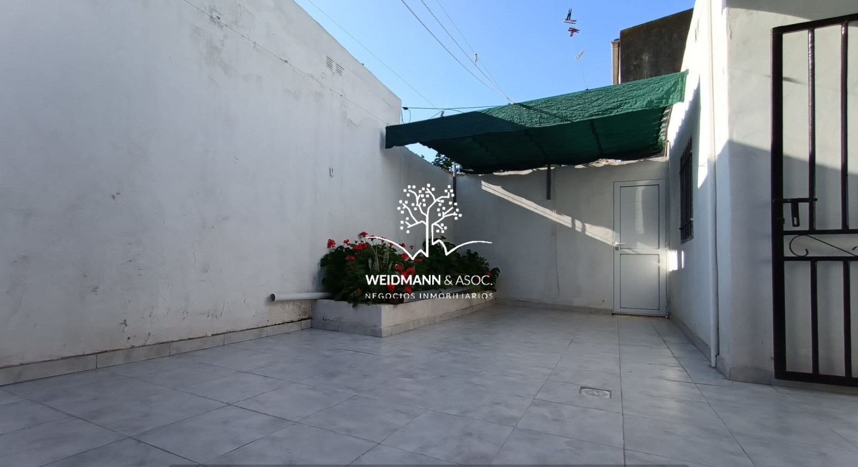 Casa en venta restaurada, apta a credito hipotecario, Lamadrid 6949, ciudad de Santa Fe