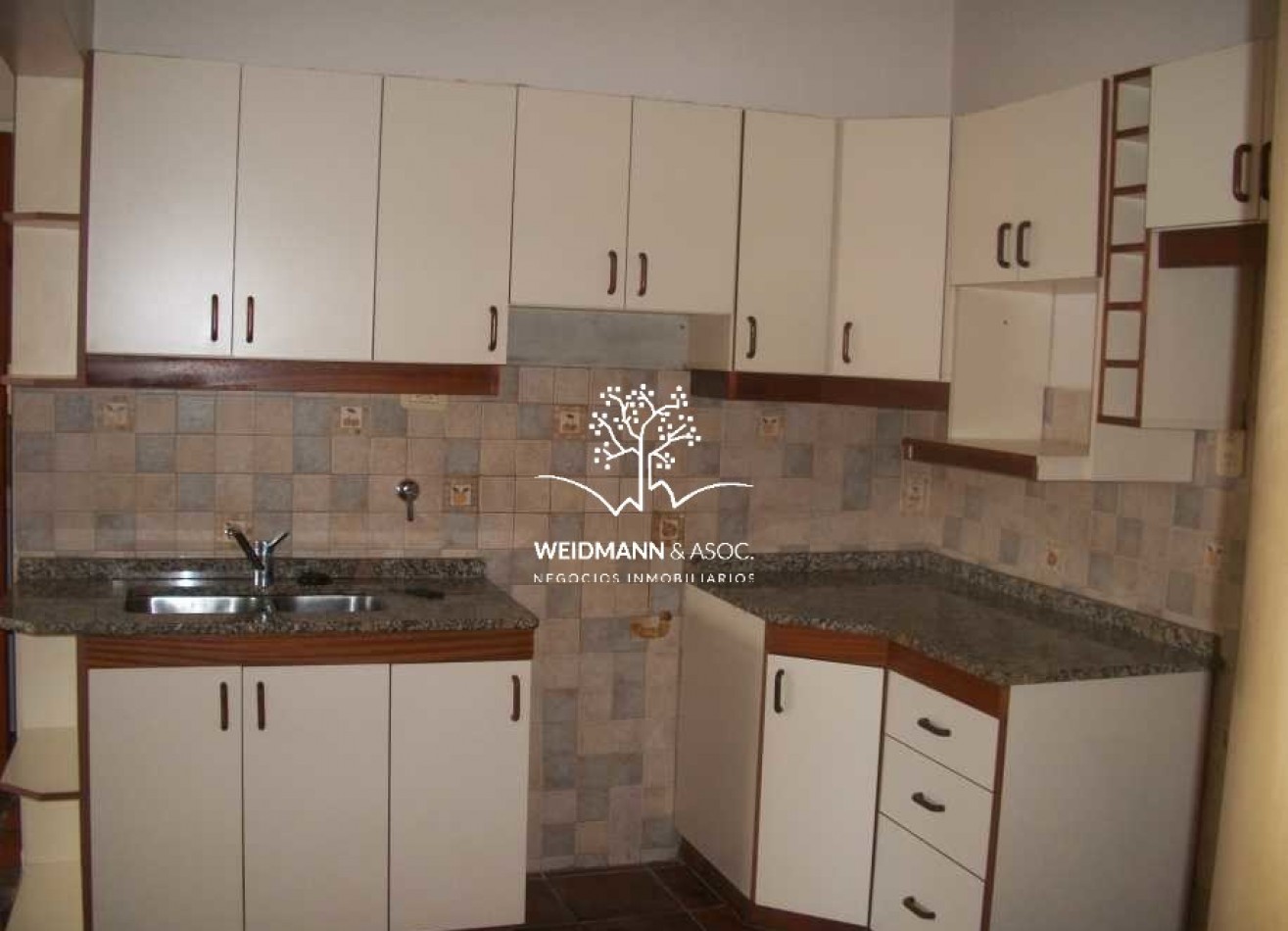 Departamento en venta, grandes dimensiones, Suipacha al 2300, Ciudad de Santa Fe