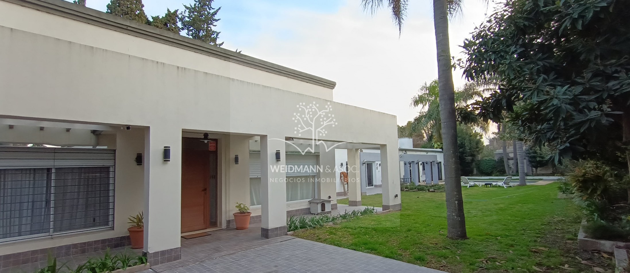 Casa importante, excelente opcion con posibilidad de financiacion.