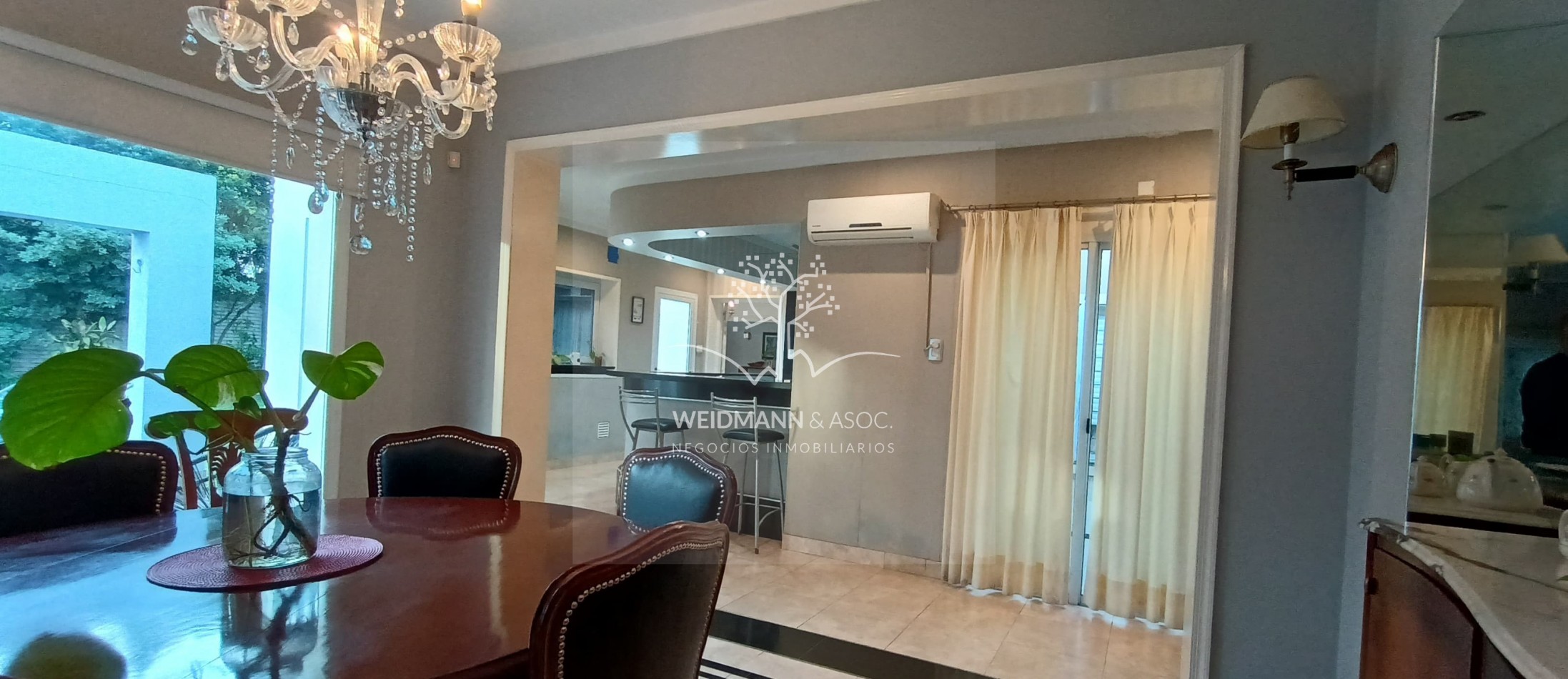 Casa importante, excelente opcion con posibilidad de financiacion.