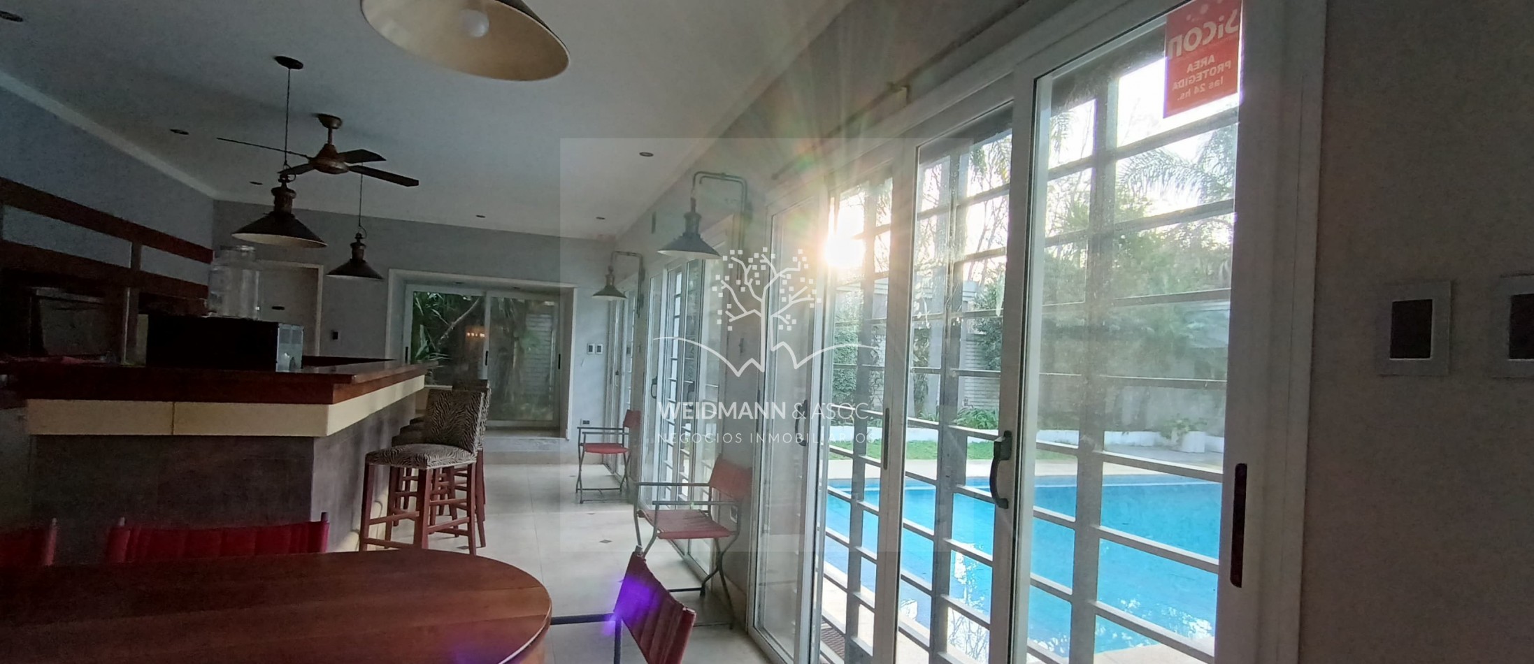 Casa importante, excelente opcion con posibilidad de financiacion.