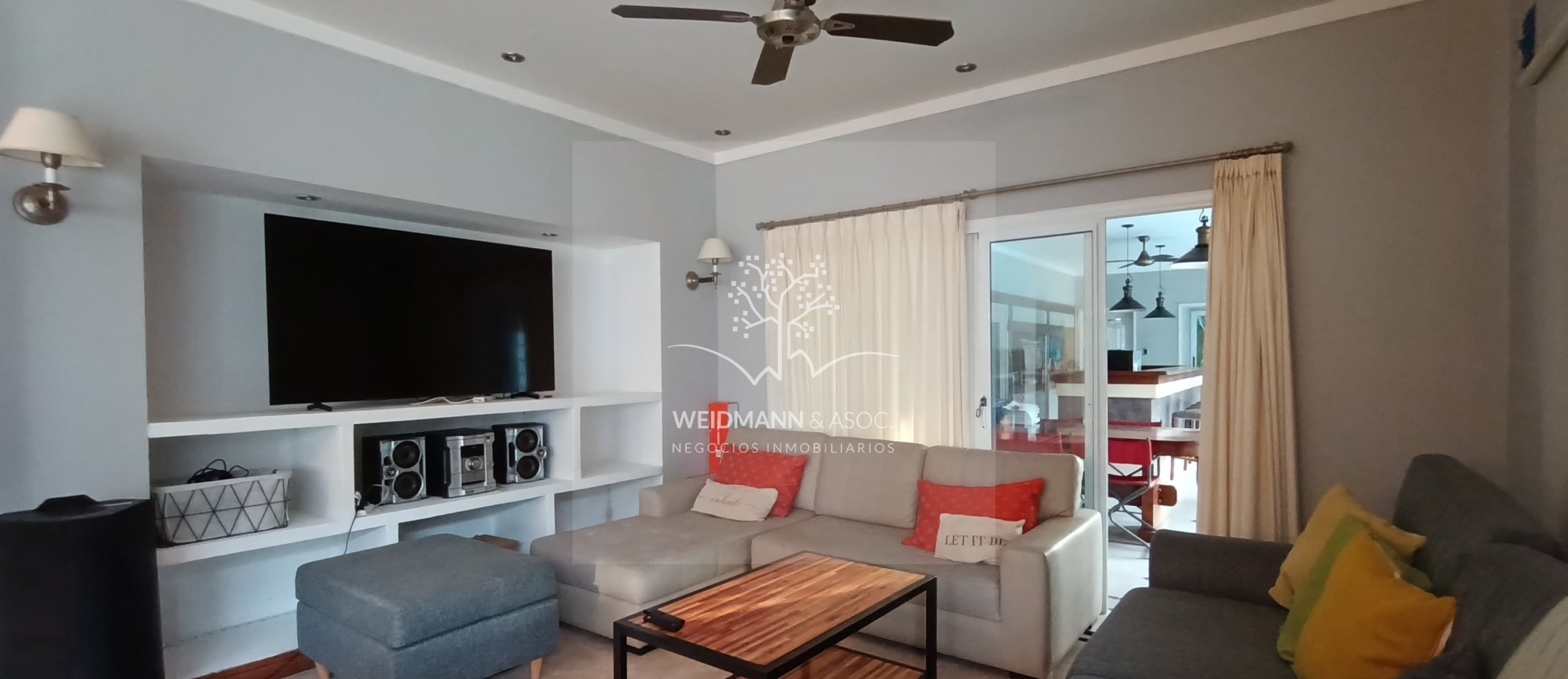 Casa importante, excelente opcion con posibilidad de financiacion.