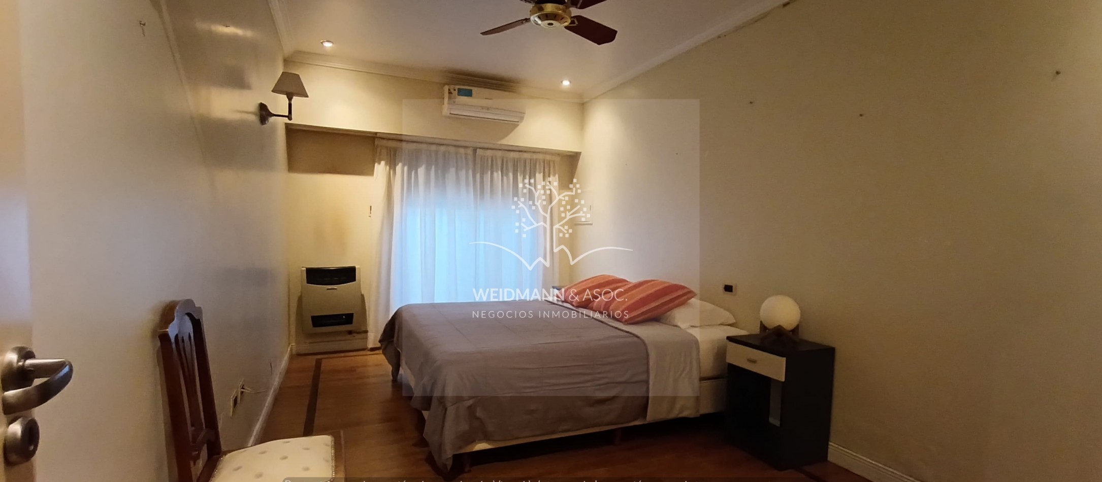 Casa importante, excelente opcion con posibilidad de financiacion.