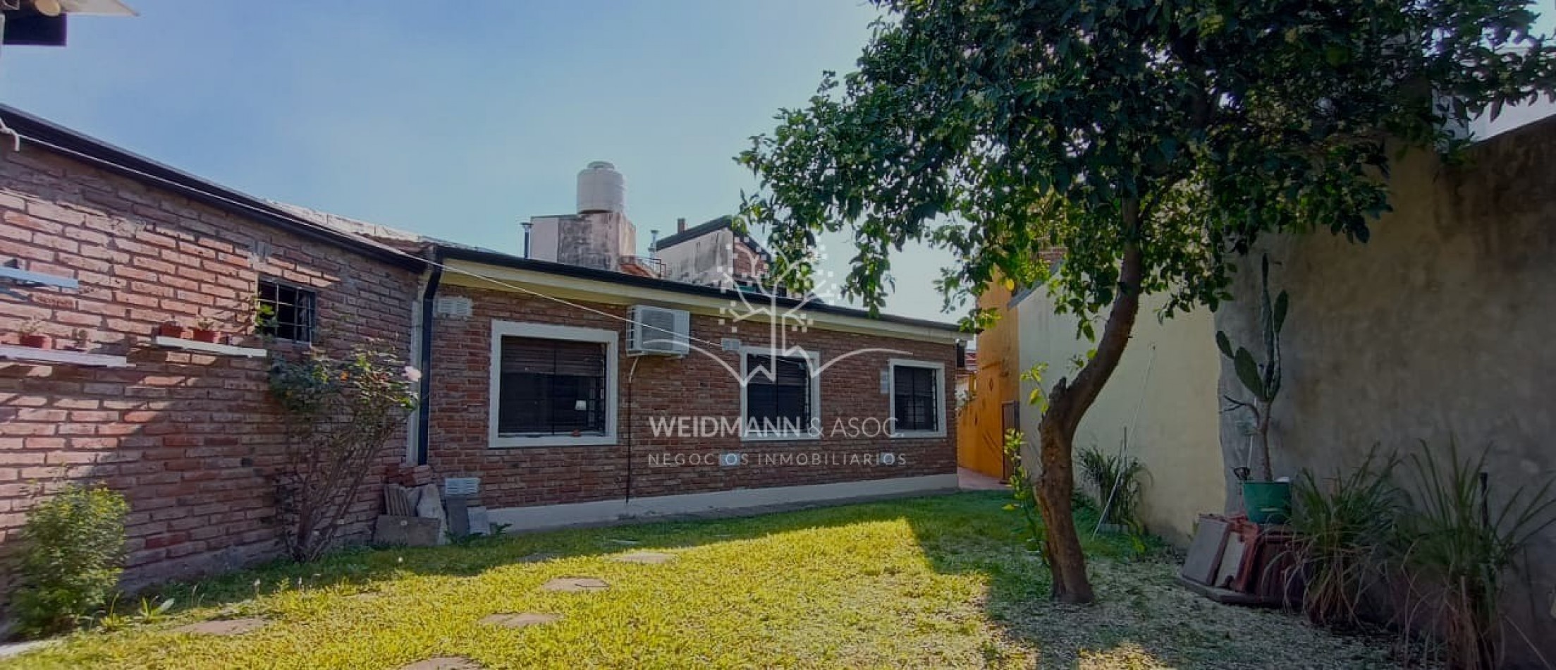 Casa en venta, barrio Sargento Cabral, Santa Fe