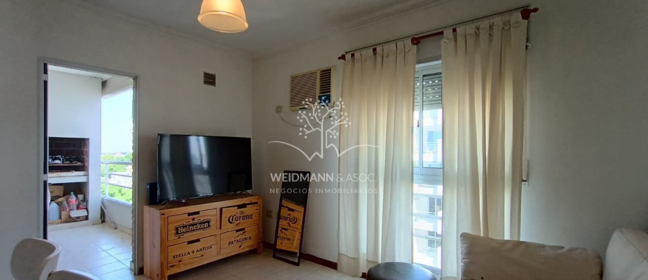 Departamento de 2 dormitorios al frente en venta, Santa Fe