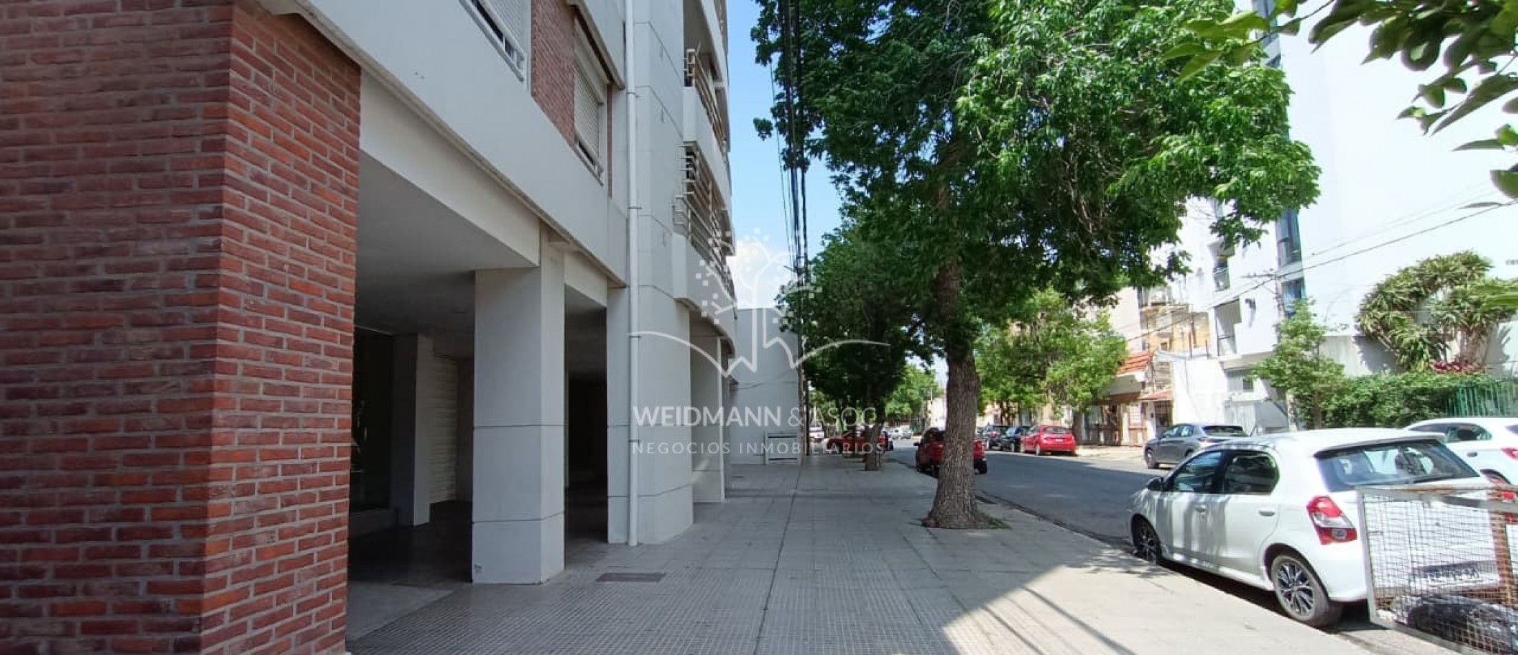 Departamento de 2 dormitorios al frente en venta, Santa Fe