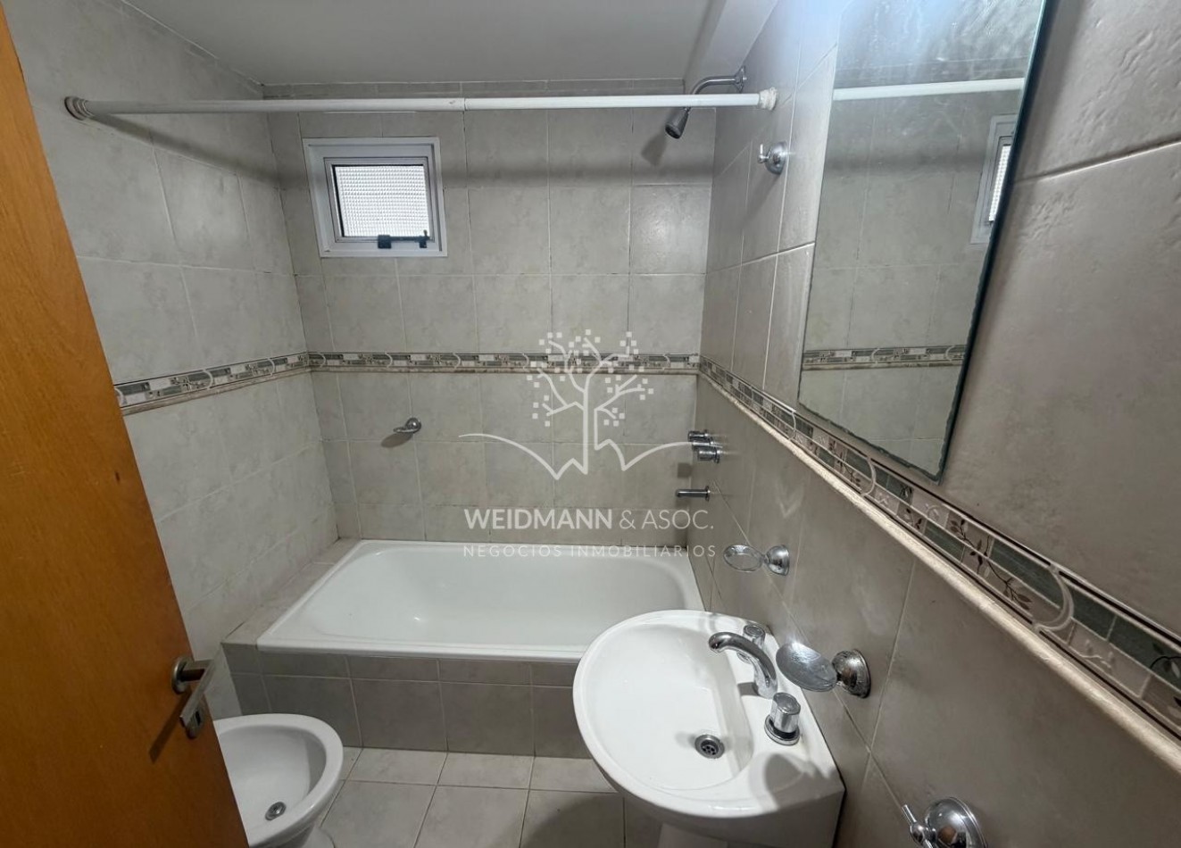 Departamento centrico de dos dormitorios en alquiler