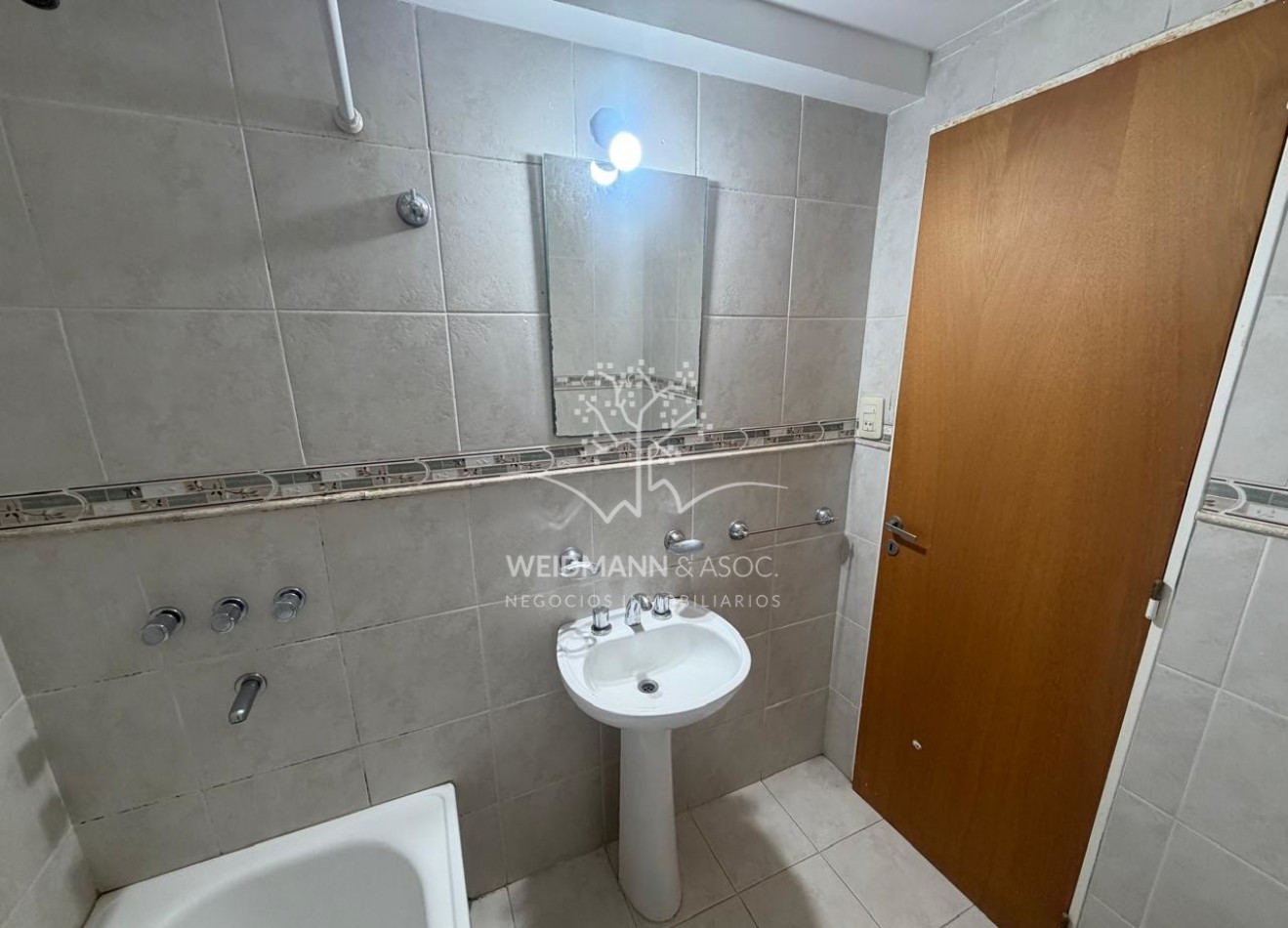 Departamento centrico de dos dormitorios en alquiler