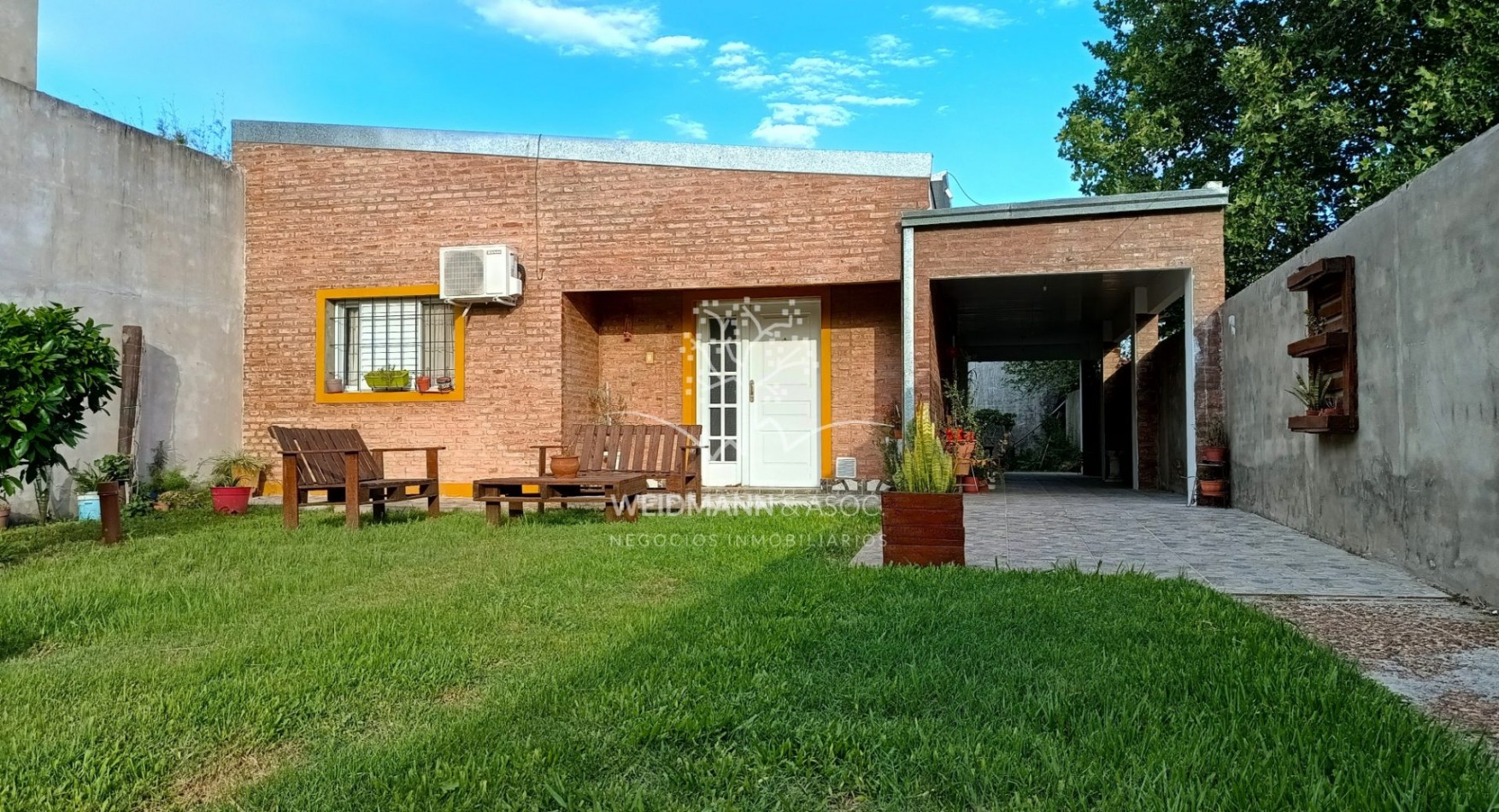 Casaquinta de 2 dormitorios con piscina en venta, Altos del Sauce, Sauce Viejo