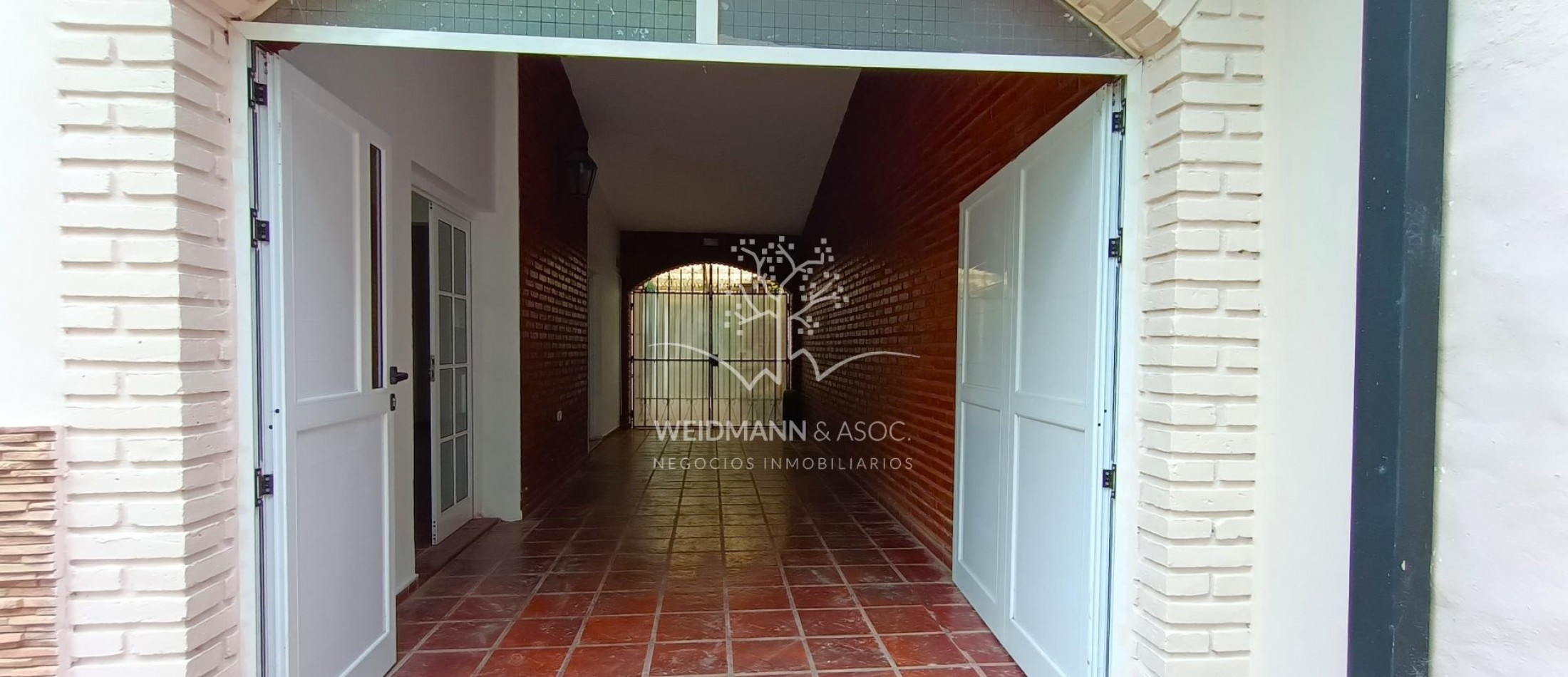 Casa en venta, Alisos al 1600, zona el mate Sauce Viejo