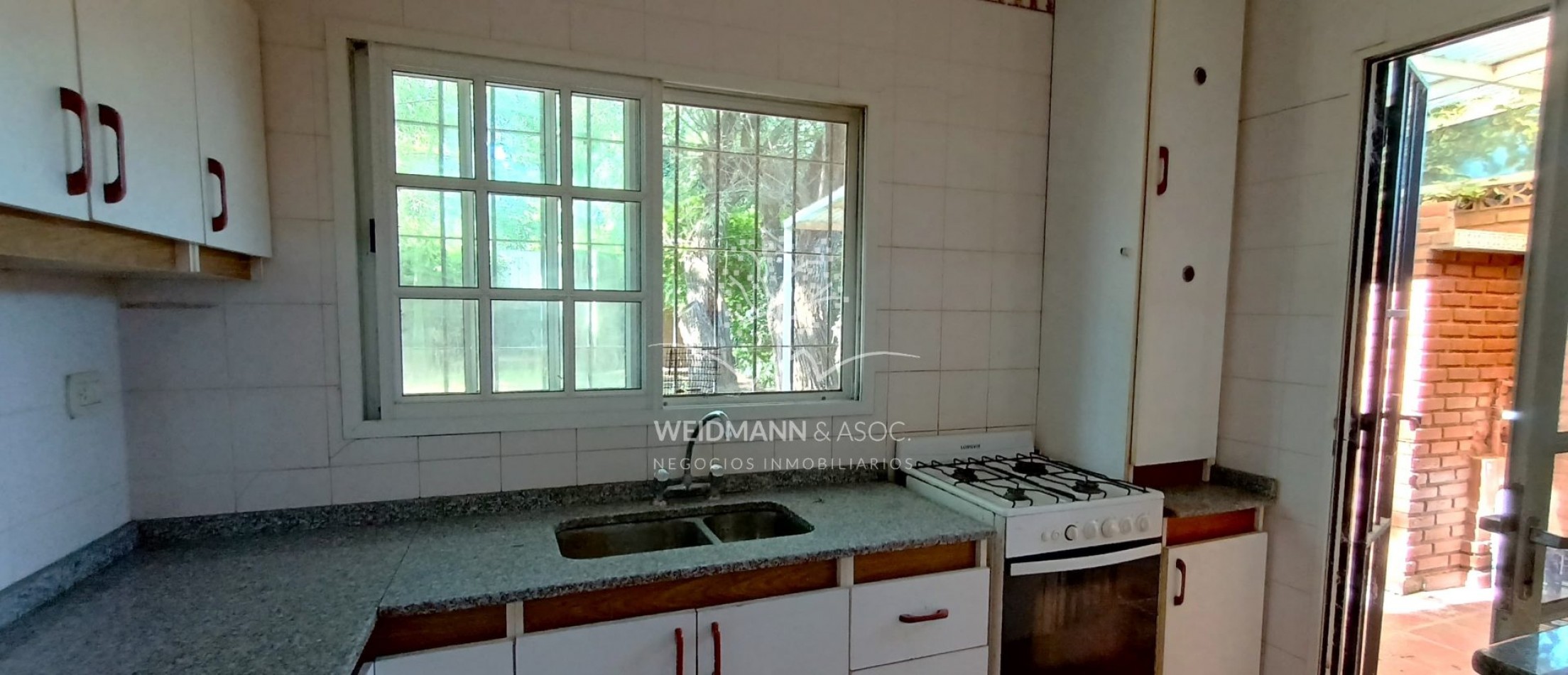 Casa en venta, Alisos al 1600, zona el mate Sauce Viejo