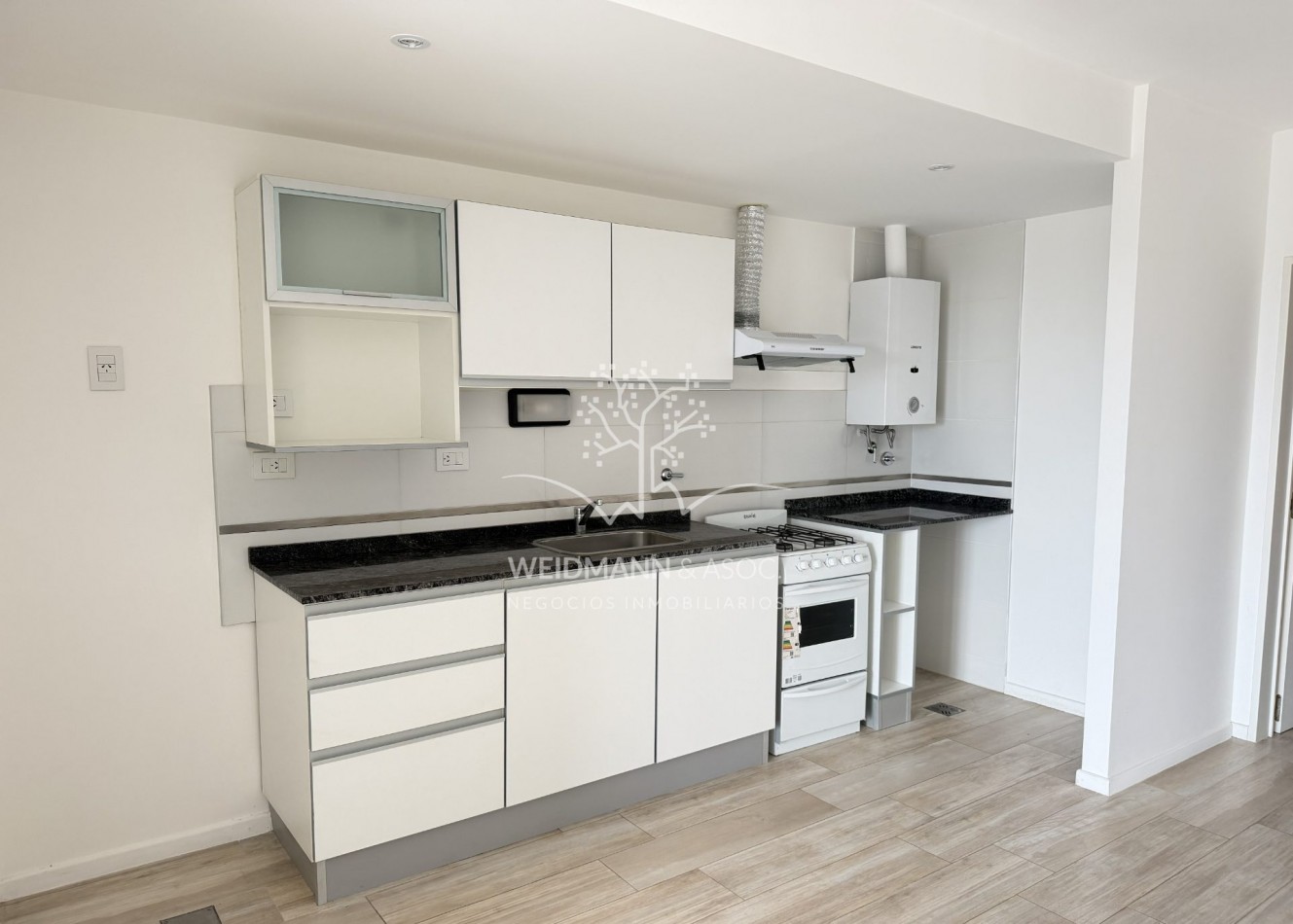 Departamento 1 dorm. en alquiler con cochera, Torre Roma, Santa Fe