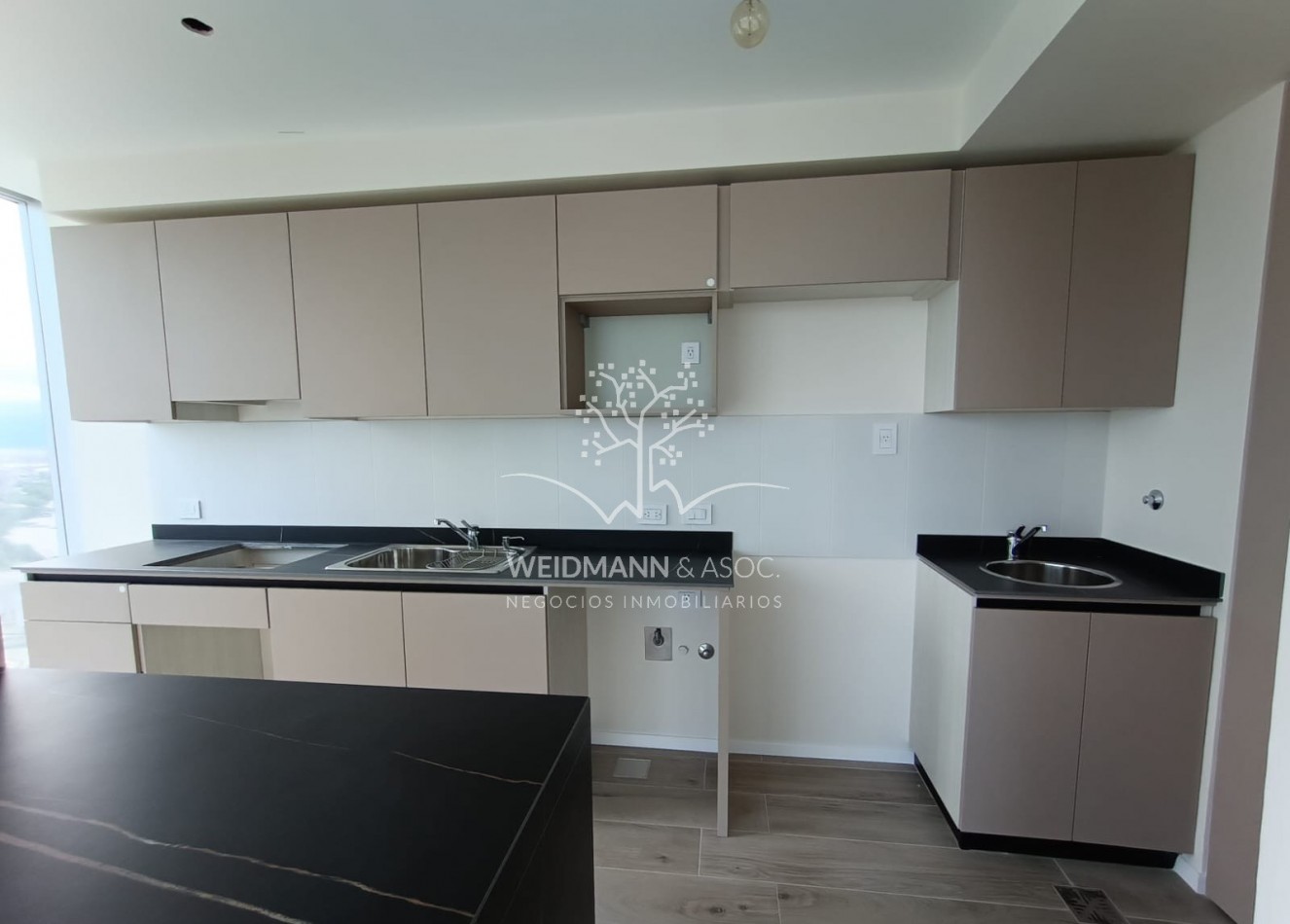 Departamento de 1 dormitorio con cochera en venta, Amarras Center, Santa Fe
