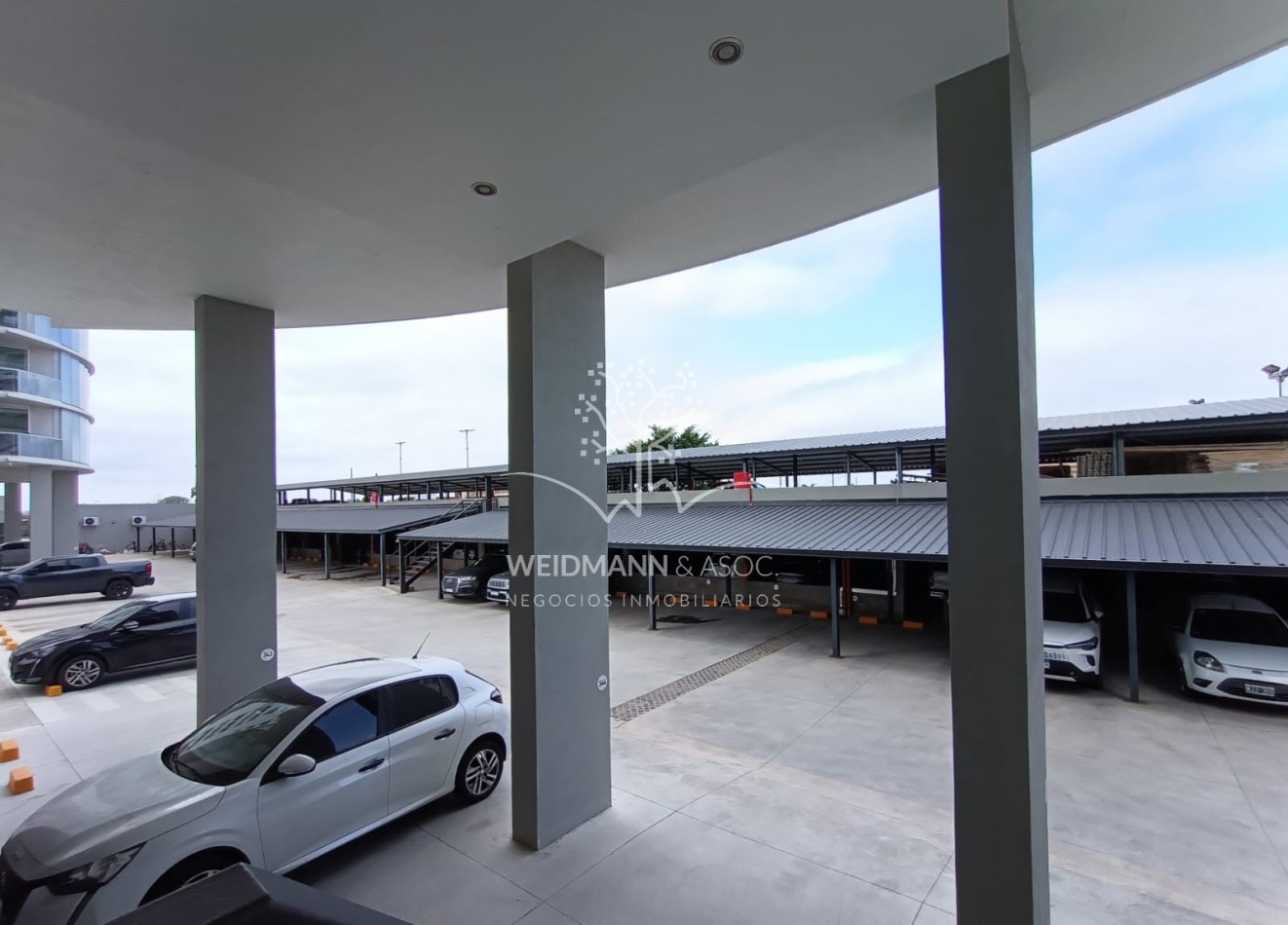 Departamento de 1 dormitorio con cochera en venta, Amarras Center, Santa Fe