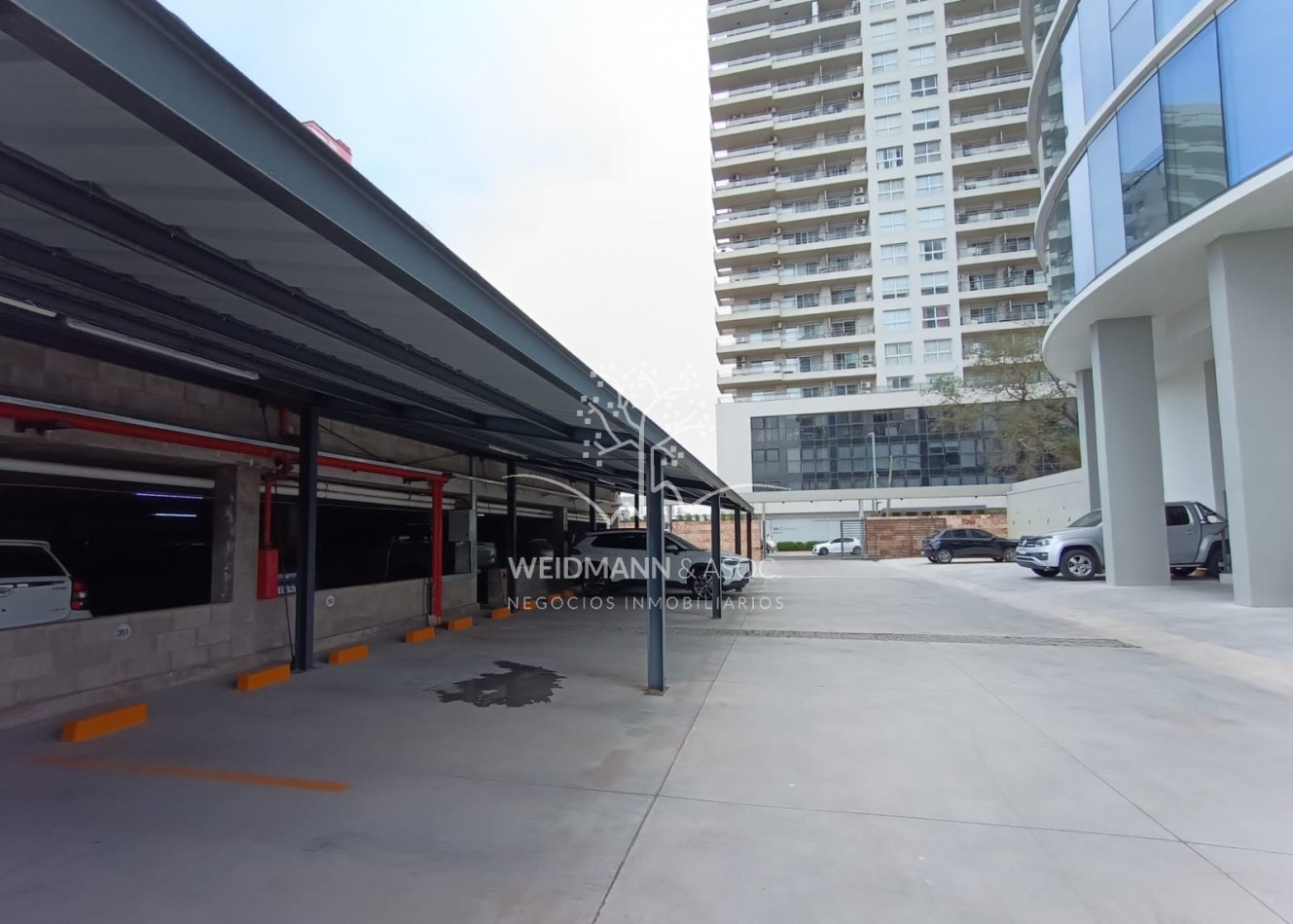 Departamento de 1 dormitorio con cochera en venta, Amarras Center, Santa Fe