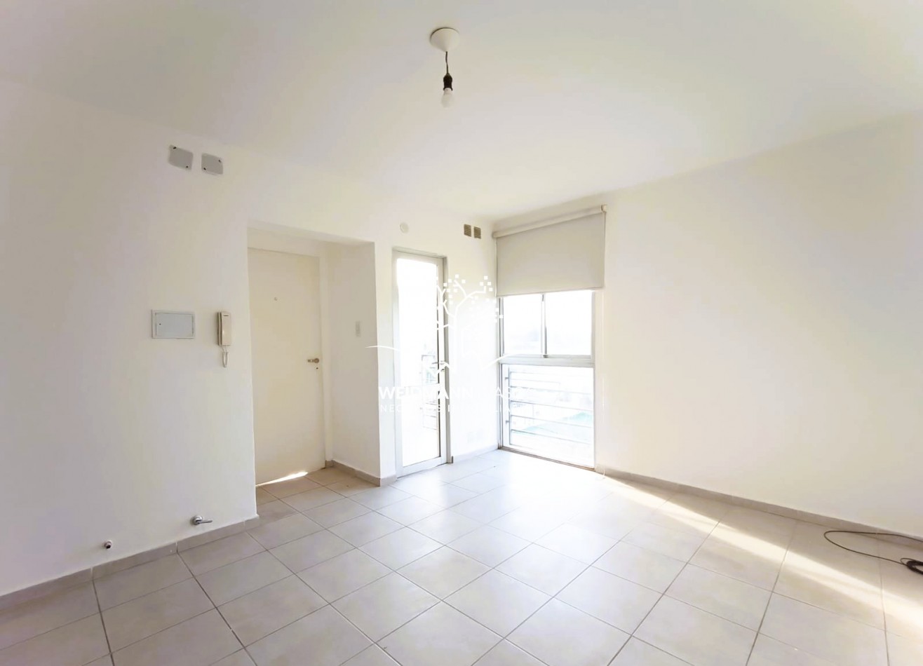 DEPARTAMENTO DE 1 DORMITORIO EN ALQUILER - LAVAISSE 1341, BARRIO SARGENTO CABRAL