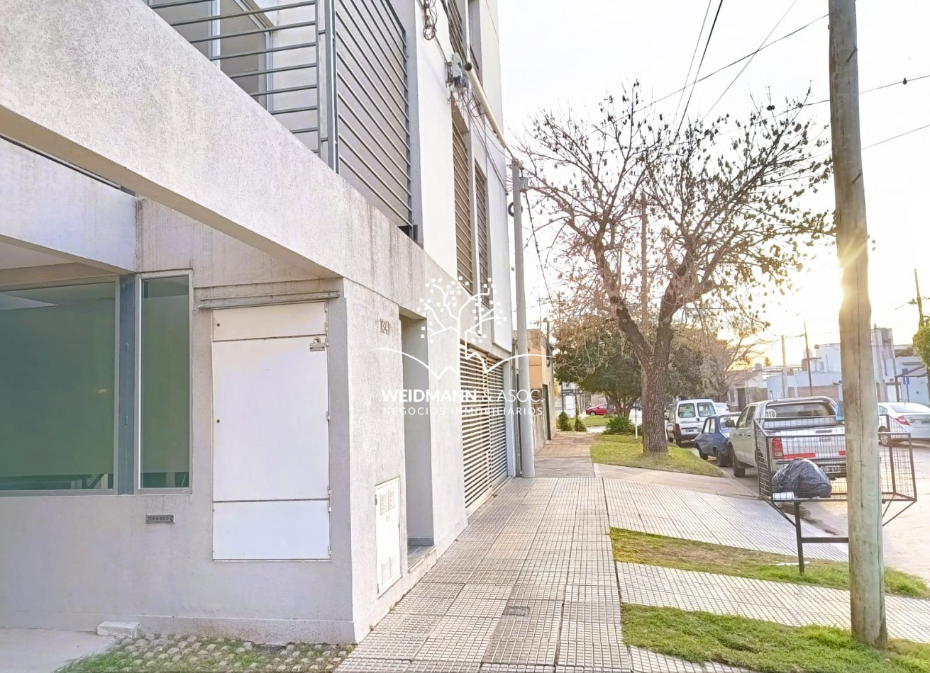 DEPARTAMENTO DE 1 DORMITORIO EN ALQUILER - LAVAISSE 1341, BARRIO SARGENTO CABRAL