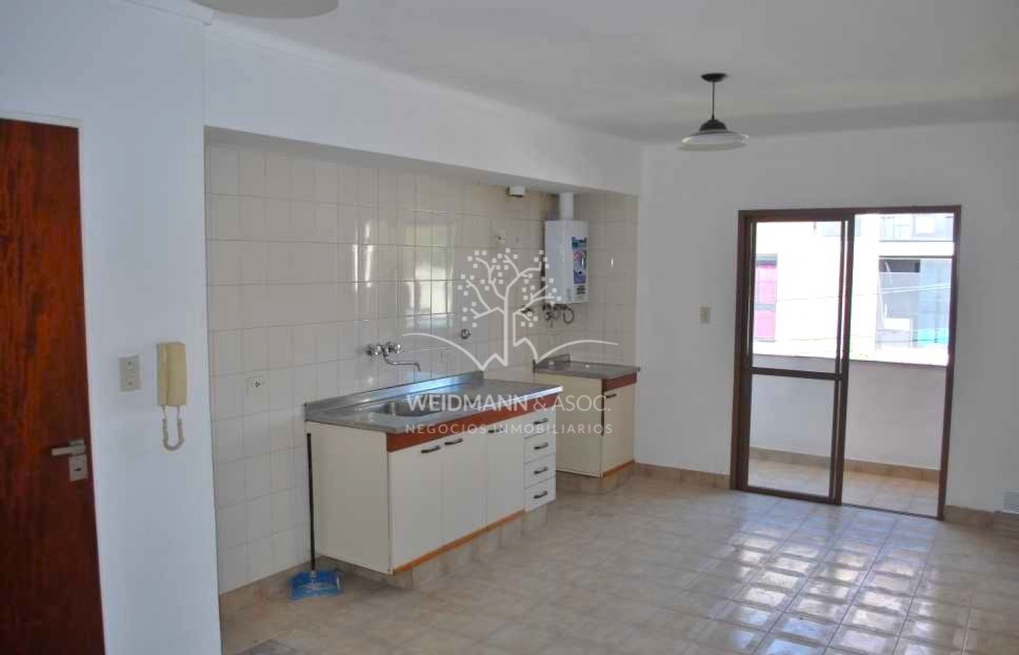 DEPARTAMENTO DE 1 DORMITORIO EN ALQUILER - NECOCHEA AL 4000 - BARRIO CANDIOTI NORTE