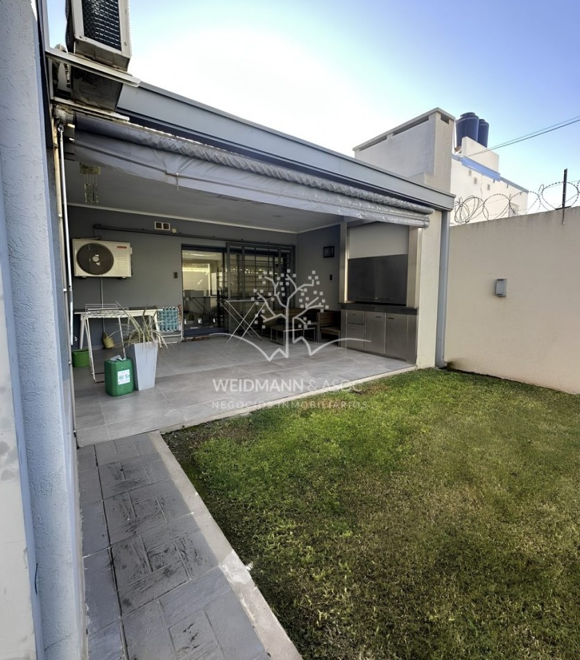Casa de 2 dormitorios con piscina, APTA CREDITO, Recreo