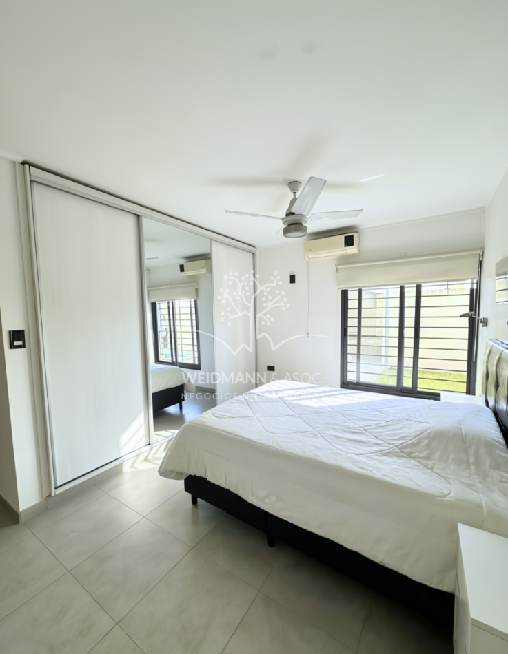 Casa de 2 dormitorios con piscina, APTA CREDITO, Recreo