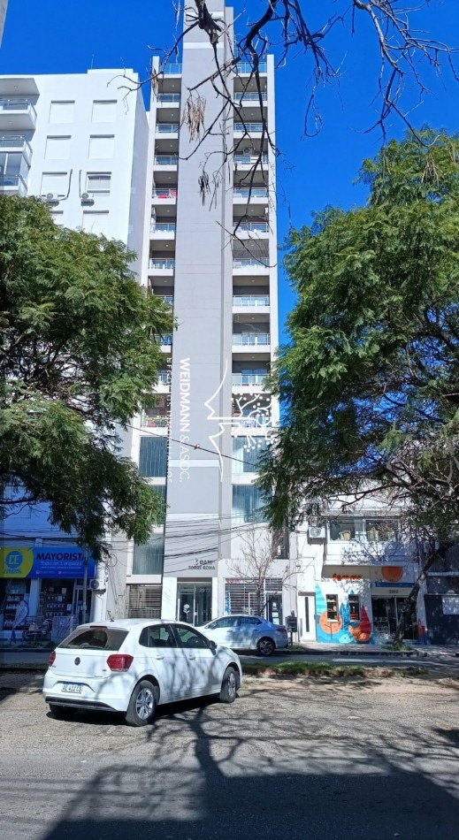 Departamento 1 dorm. en venta a estrenar con cochera. Torre Roma, Bv. Pellegrini 2979, Ciudad de Santa Fe