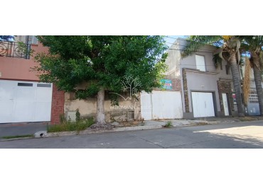 Casa de 2 dormitorios en refaccion, Santa Fe