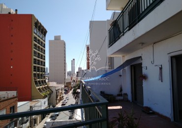 Departamento centrico de dos dormitorios en venta, Santa Fe